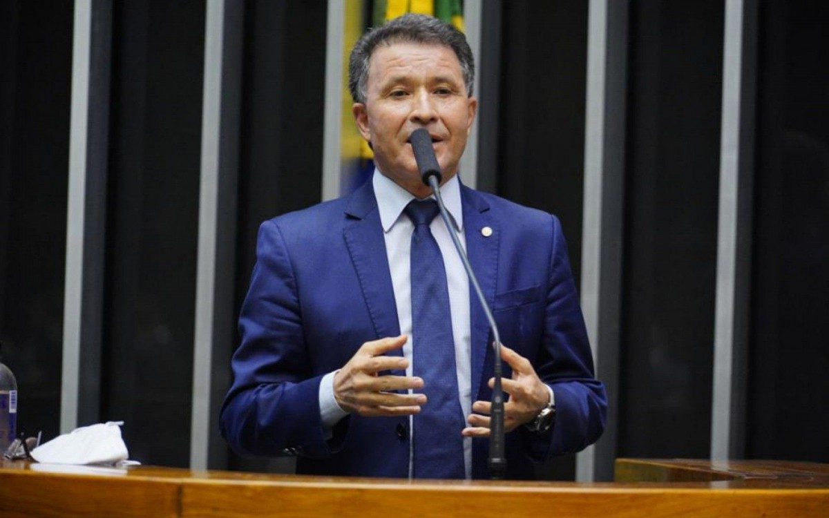 Parecer de Darci de Matos &agrave; PEC 32 deve ser votado na ter&ccedil;a-feira