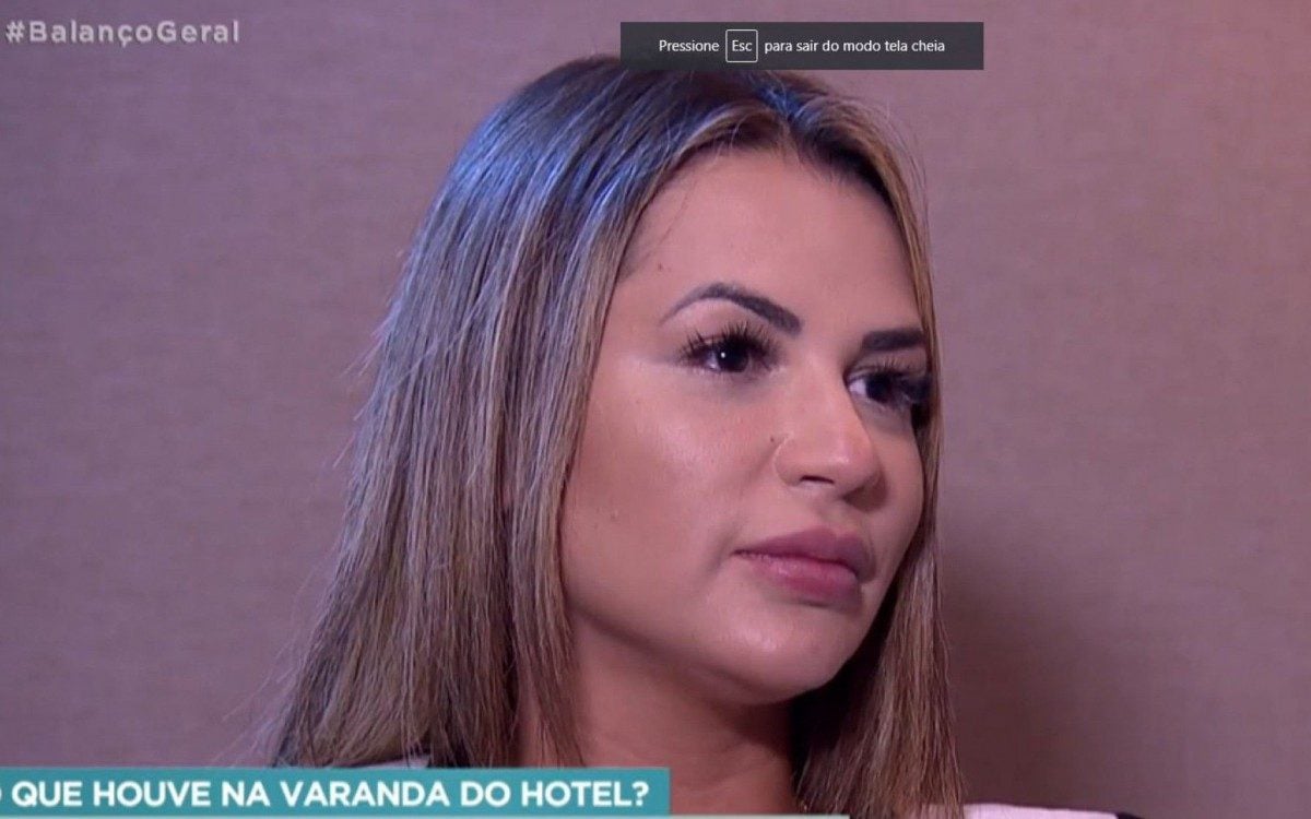 A advogada e vi&uacute;va do MC Kevin, Deolane Bezerra, em entrevista &agrave; TV Record - Lucas Menezes