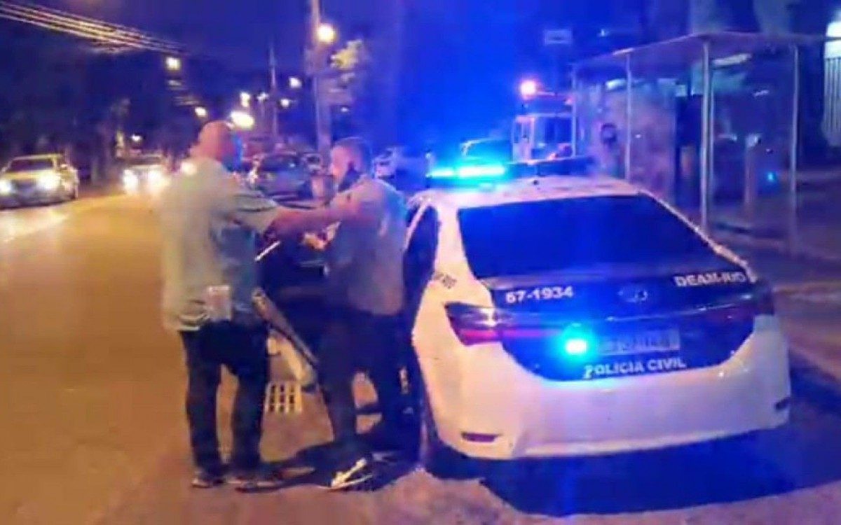 DEAM prende homem por tentativa de latroc&iacute;nio 