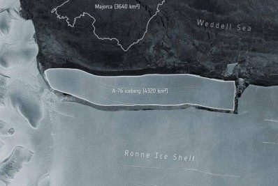 Maior iceberg do mundo se desprende na Antártica
