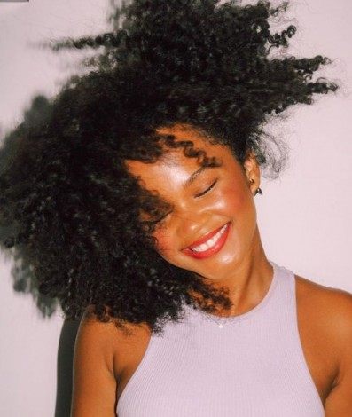 Agnes Nunes - fotos Reproduçã0 Internet