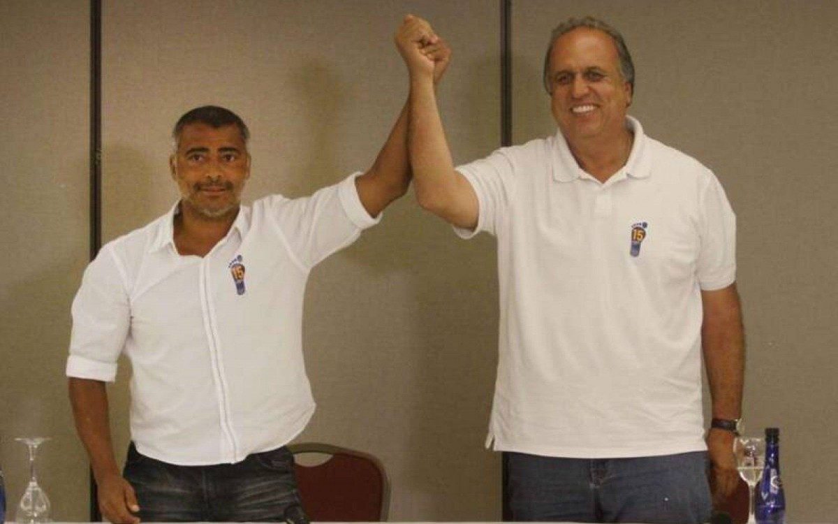 Senador Rom&aacute;rio e ex-governador Pez&atilde;o