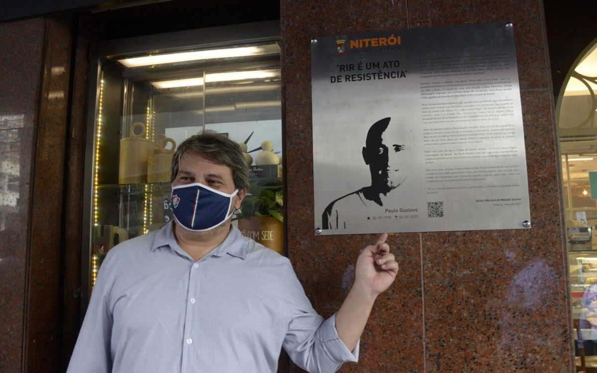 Prefeito Axel Grael participou da instalação da placa