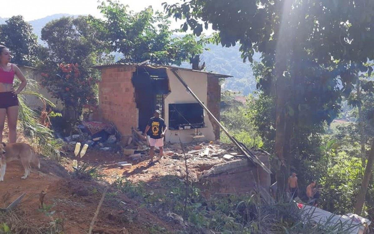 Mulher morre ap&oacute;s acidente com carreta em Xer&eacute;m