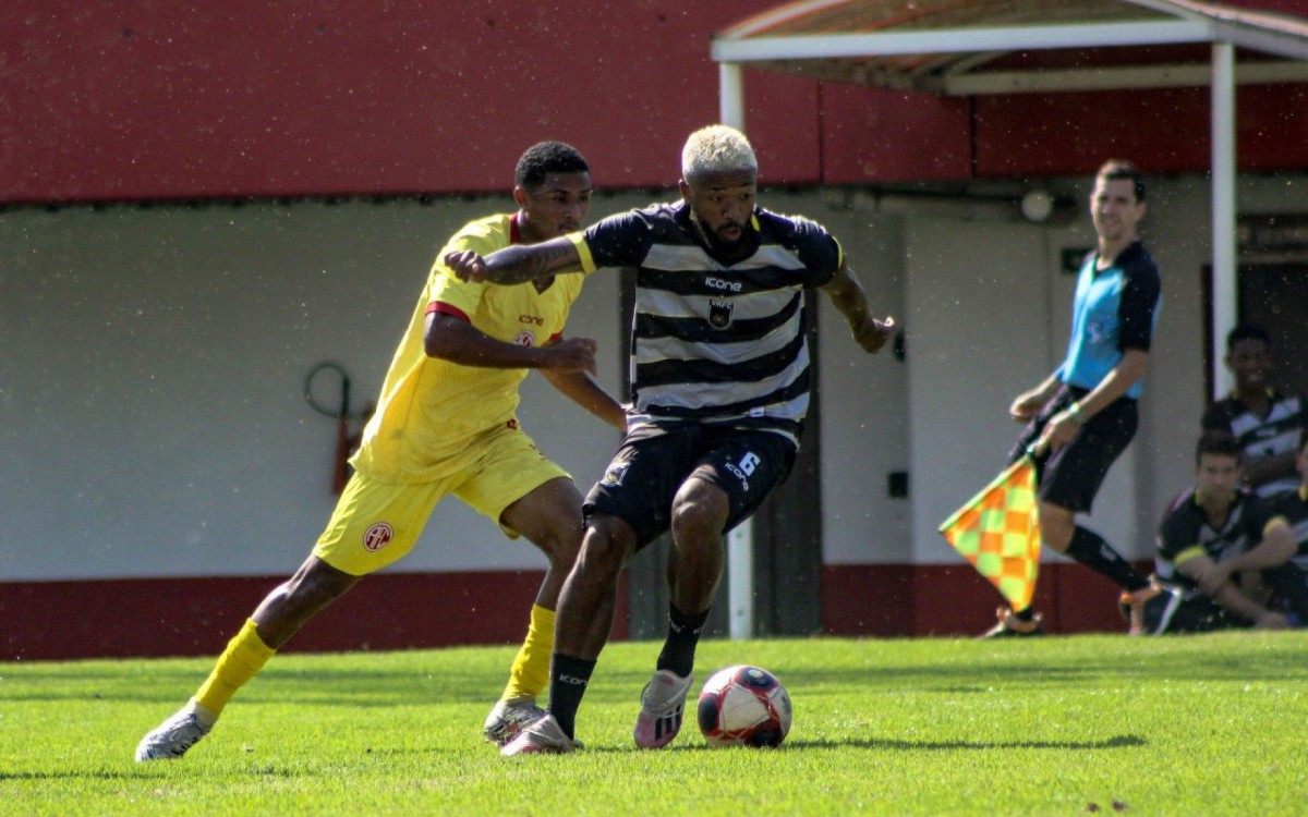 Esquadr&atilde;o de A&ccedil;o realizou um jogo-treino contra o Am&eacute;rica 