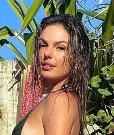 Isis Valverde aproveita férias com a família em Trancoso, na Bahia - Reprodução/Instagram