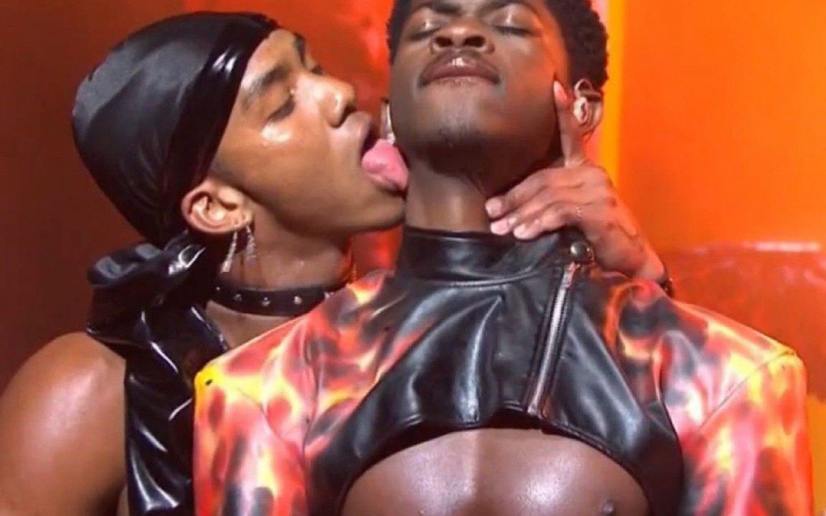 Lil Nas X no 'Saturday Night Live'