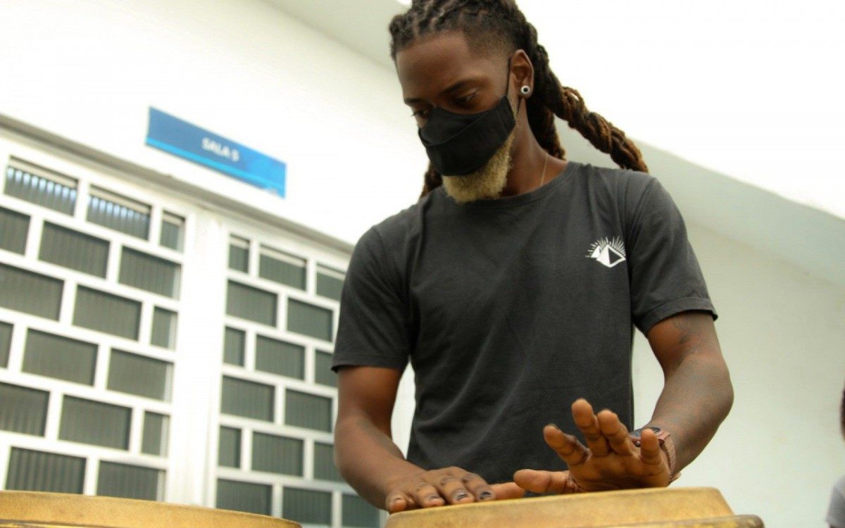 Alunos de m&uacute;sica da Fundec passam para Unirio