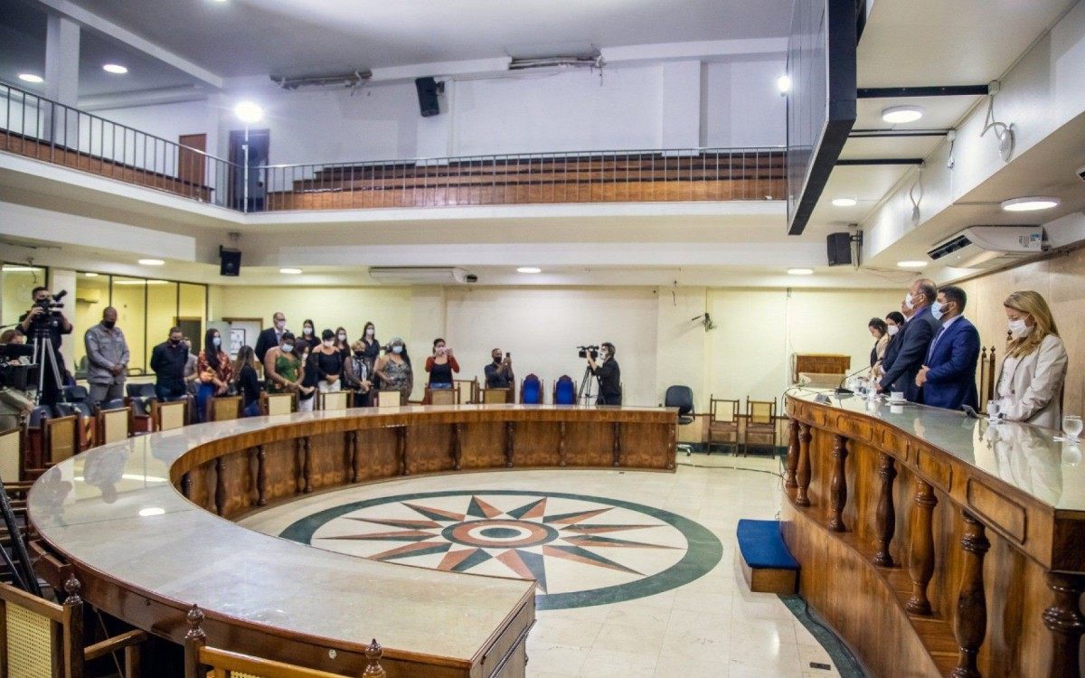 Profissionais da Enfermagem s&atilde;o homenageados em Duque de Caxias