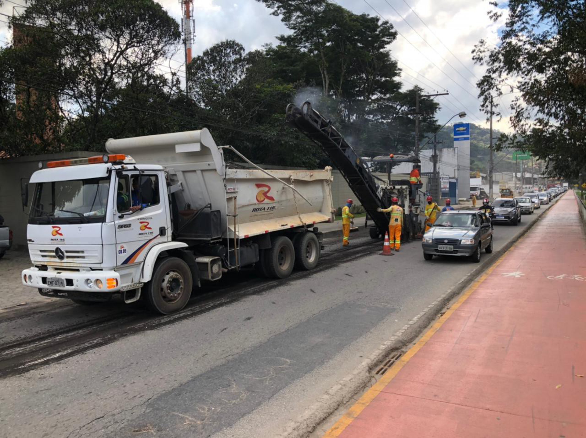 Trecho da RJ-116 no centro de Nova Friburgo ficar&aacute; em meia pista nesta ter&ccedil;a-feira para obras