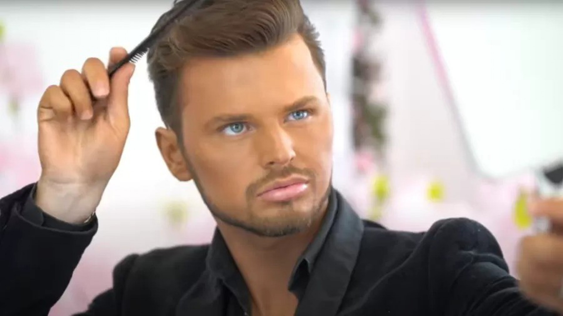 'Ken Humano' gasta R$ 75 mil com cirurgias: &Eacute; essa est&eacute;tica que gosto