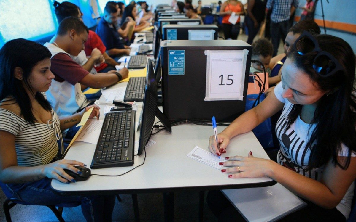 Os servidores devem comparecer na sede do PREVIDE