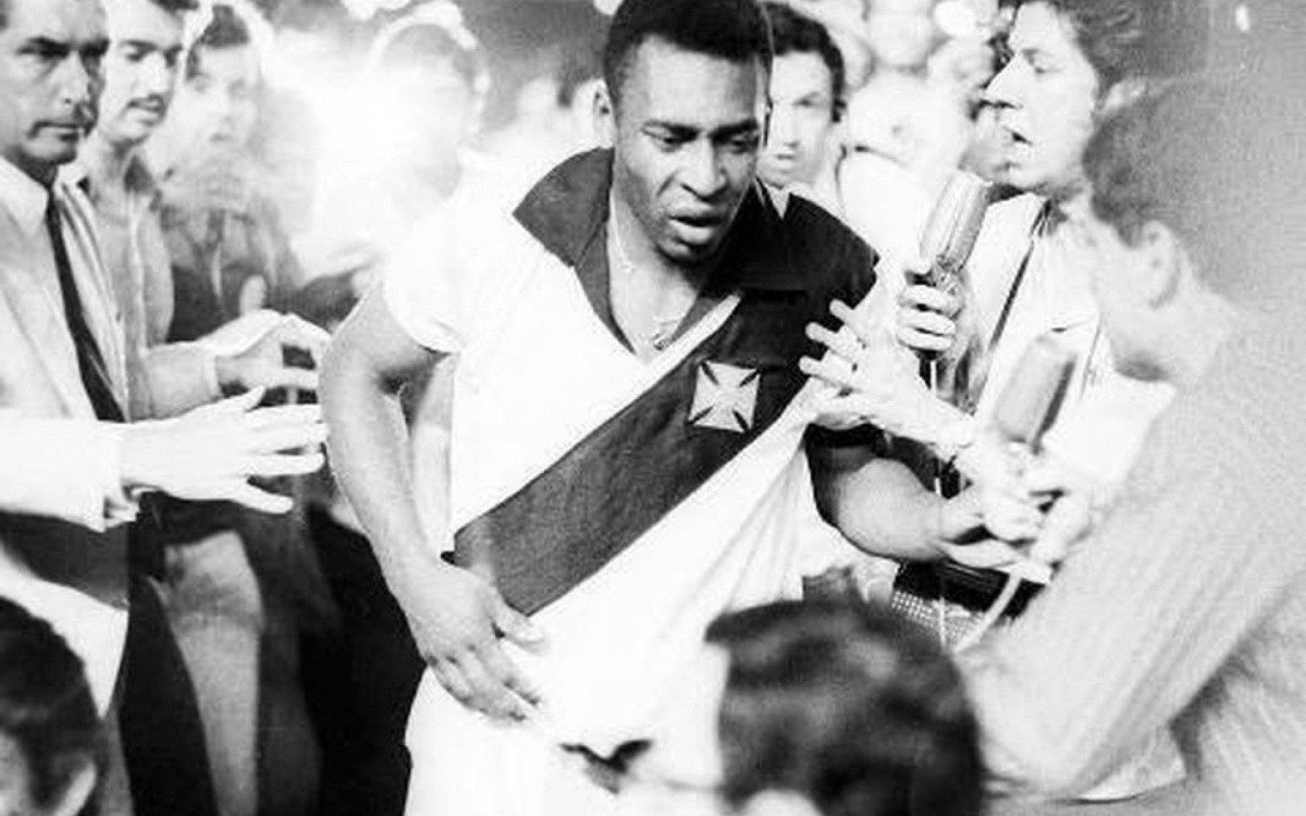 Pel&Atilde;&copy; teve a chance de vestir a camisa do Vasco no Torneio do Morumbi, em 1957