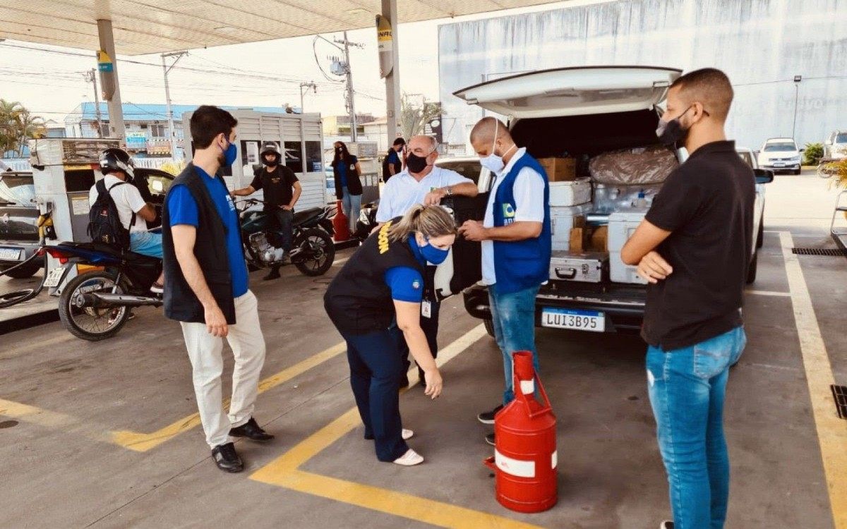 Um dos objetivos &eacute; averiguar se os estabelecimentos seguem as normas de qualidade e quantidade dos combust&iacute;veis