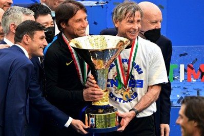Insatisfeito, Conte deixa o comando da Inter de Milão após a conquista do Italiano