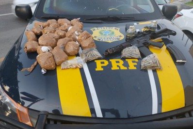 PRF prende homem com drogas na Via Dutra