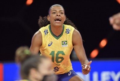 Brasil bate a República Dominicana pela Liga das Nações Feminina de Vôlei