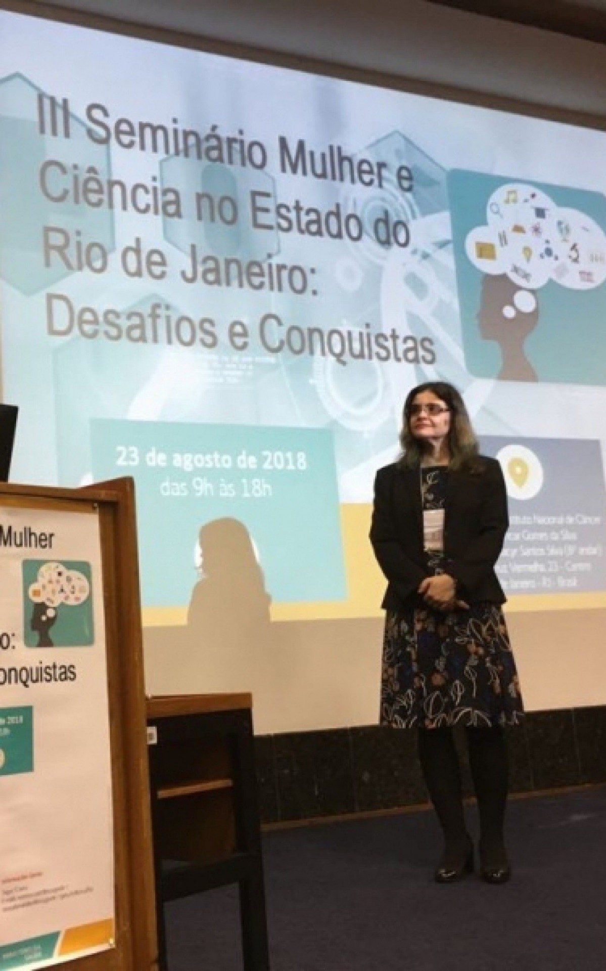 Profissional também integra dois projetos de extensão sobre a atuação da mulher na ciência