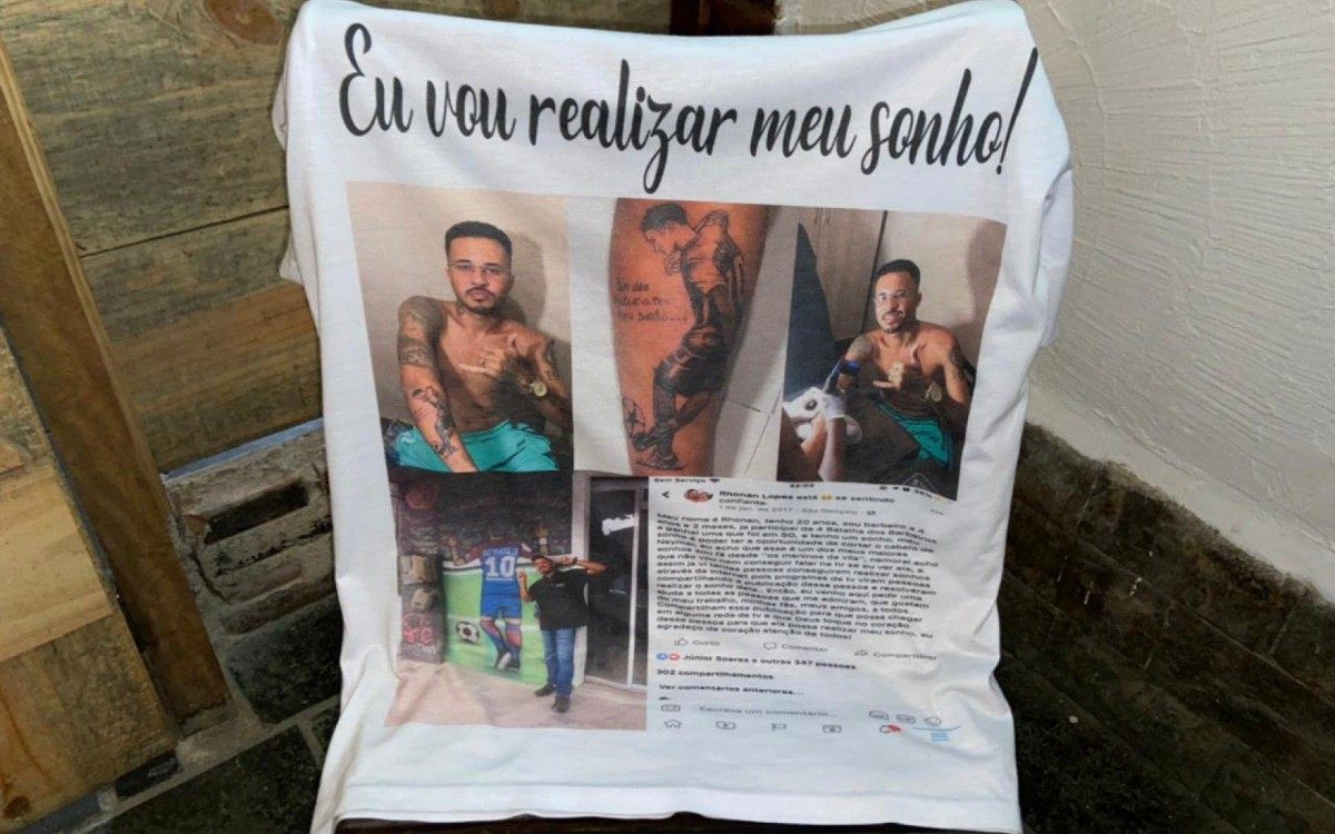 Camisa em homenagem a Neymar