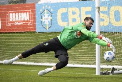 Alisson pede Seleção mais concentrada no mata-mata da Copa América