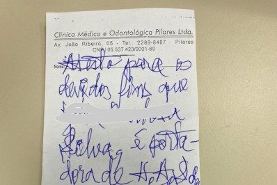 Polícia prende médicos que vendiam atestados para furar fila da vacina