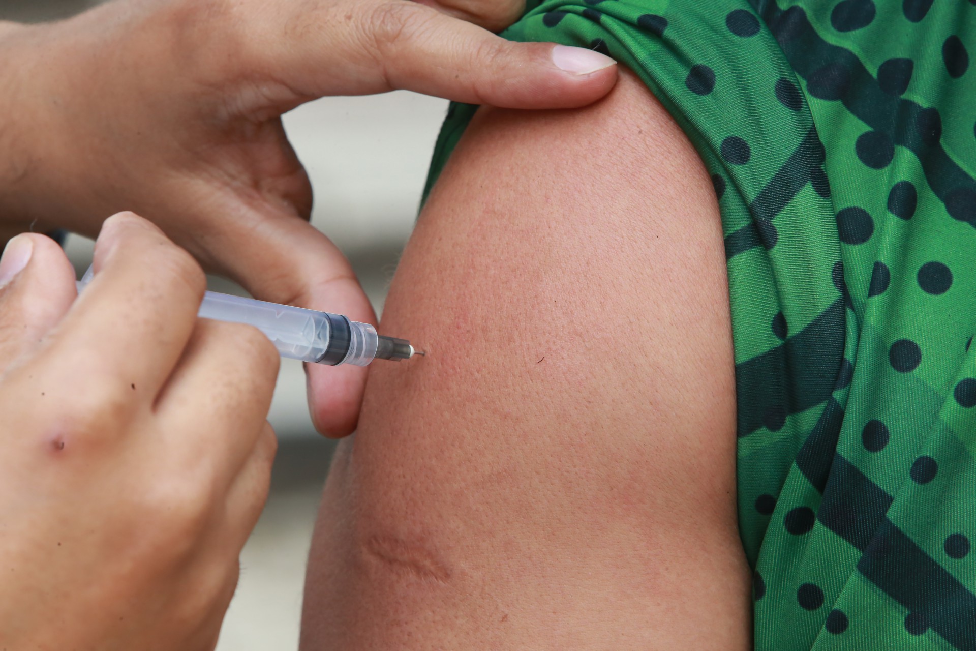 Posto de Vacinação na Praça da Cruz Vermelha - Daniel Castelo Branco
