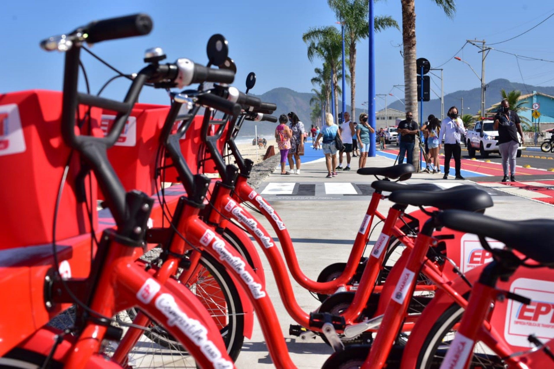 Itaipua&ccedil;u ganha nova orla, esta&ccedil;&otilde;es de vermelhinhas e pra&ccedil;a