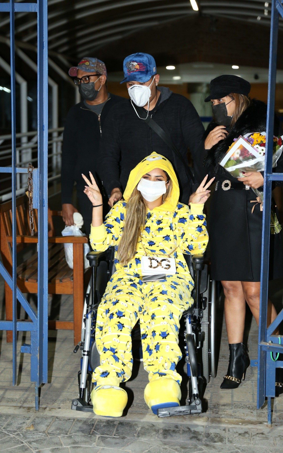 Lexa recebe alta do hospital ap&oacute;s passar por cirurgia de emerg&ecirc;ncia