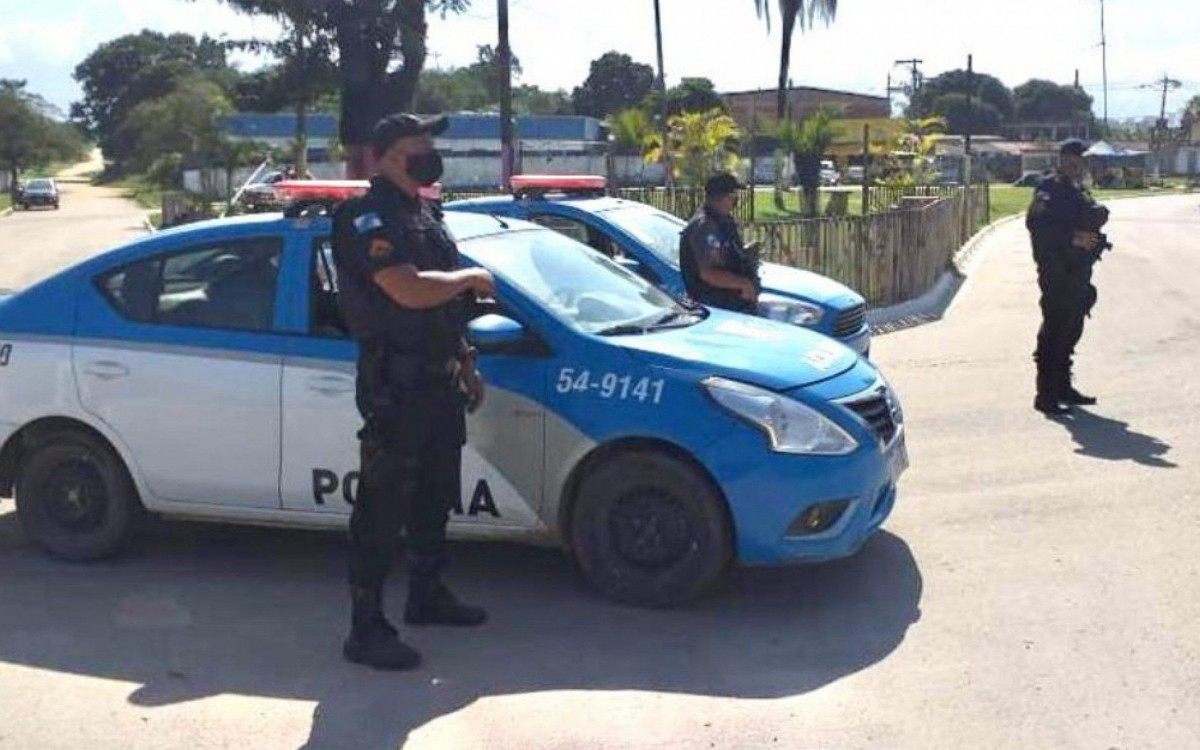 PM ocupa &aacute;rea e impede estabelecimento da mil&iacute;cia.