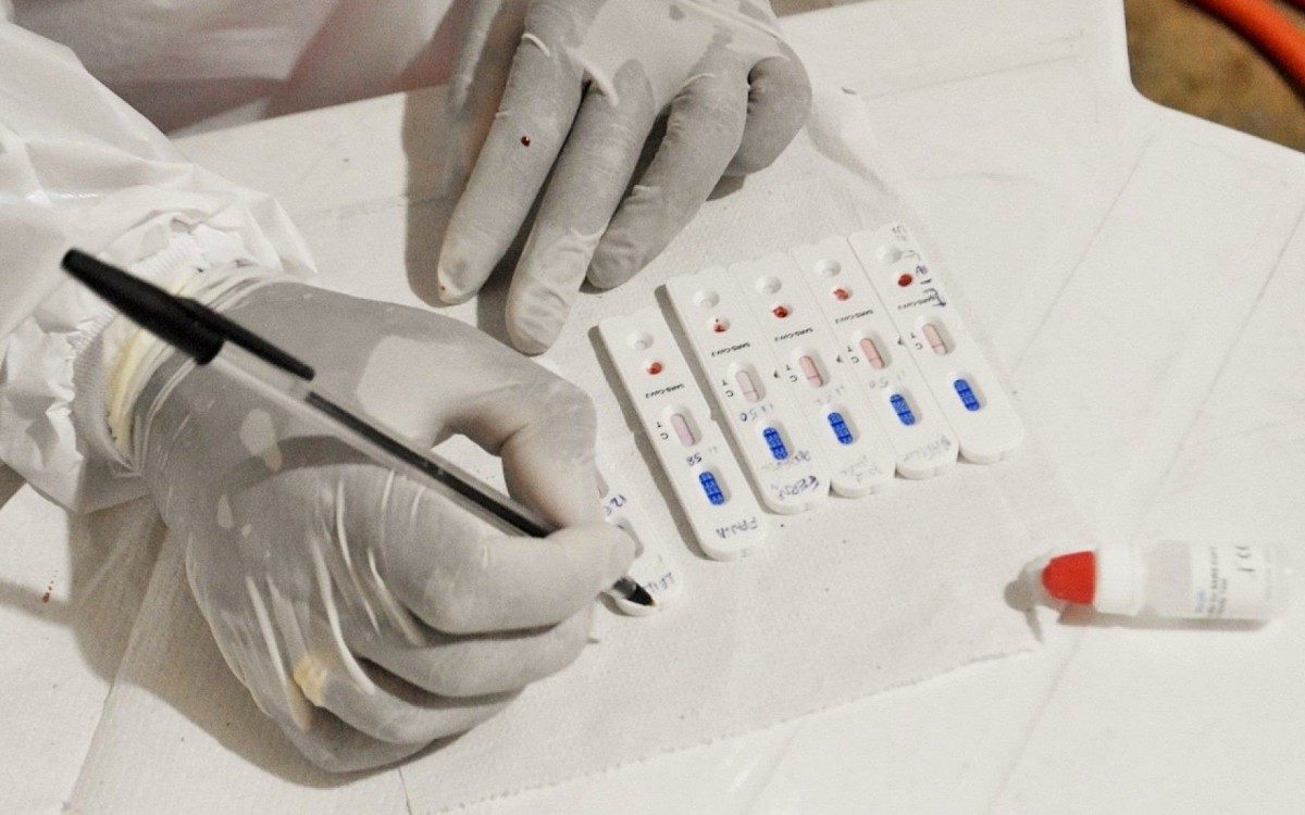 Testes r&aacute;pidos ser&atilde;o realizados tamb&eacute;m no sistema drive thru no Centro de Rio das Ostras