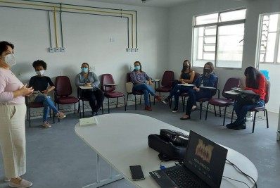 Policlínica da Mulher em Volta Redonda realiza capacitação para recepcionistas