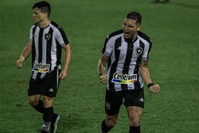 Botafogo joga mal e fica no empate com o Vila Nova na estreia da Série B