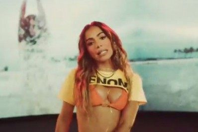 Anitta entra no Top 25 das rádios dos EUA