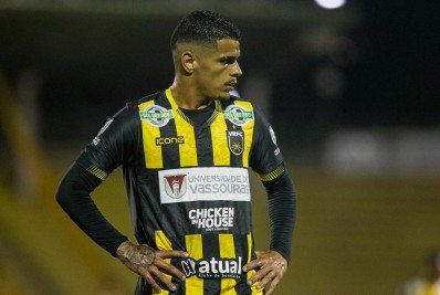 Voltaço renova com MV até final de 2022