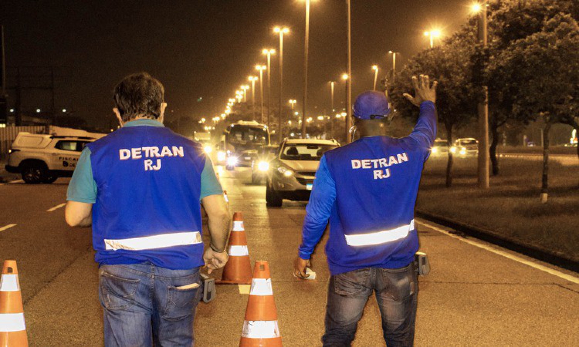 Detran autua 53 motoristas em opera&ccedil;&atilde;o contra pegas e rachas na Barra da Tijuca