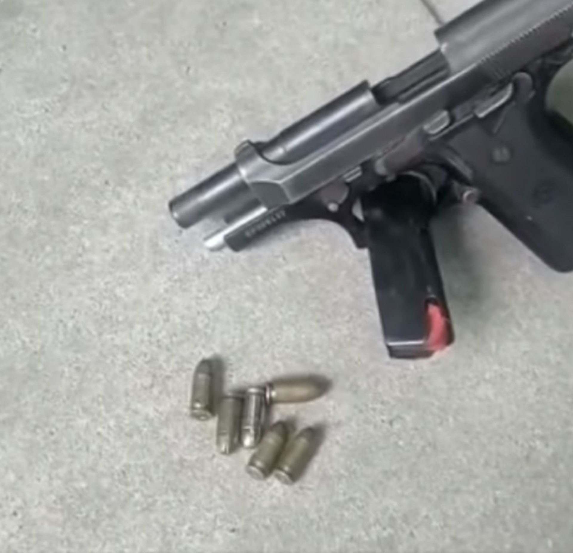 Bandido é baleado durante roubo no Parque Araruama