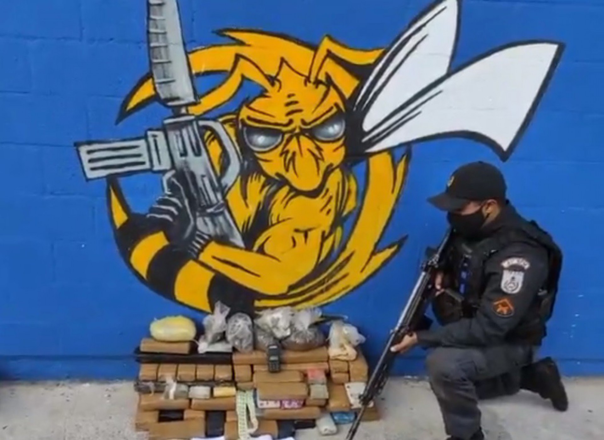 PM apreende grande quantidade de droga na Zona Norte do Rio