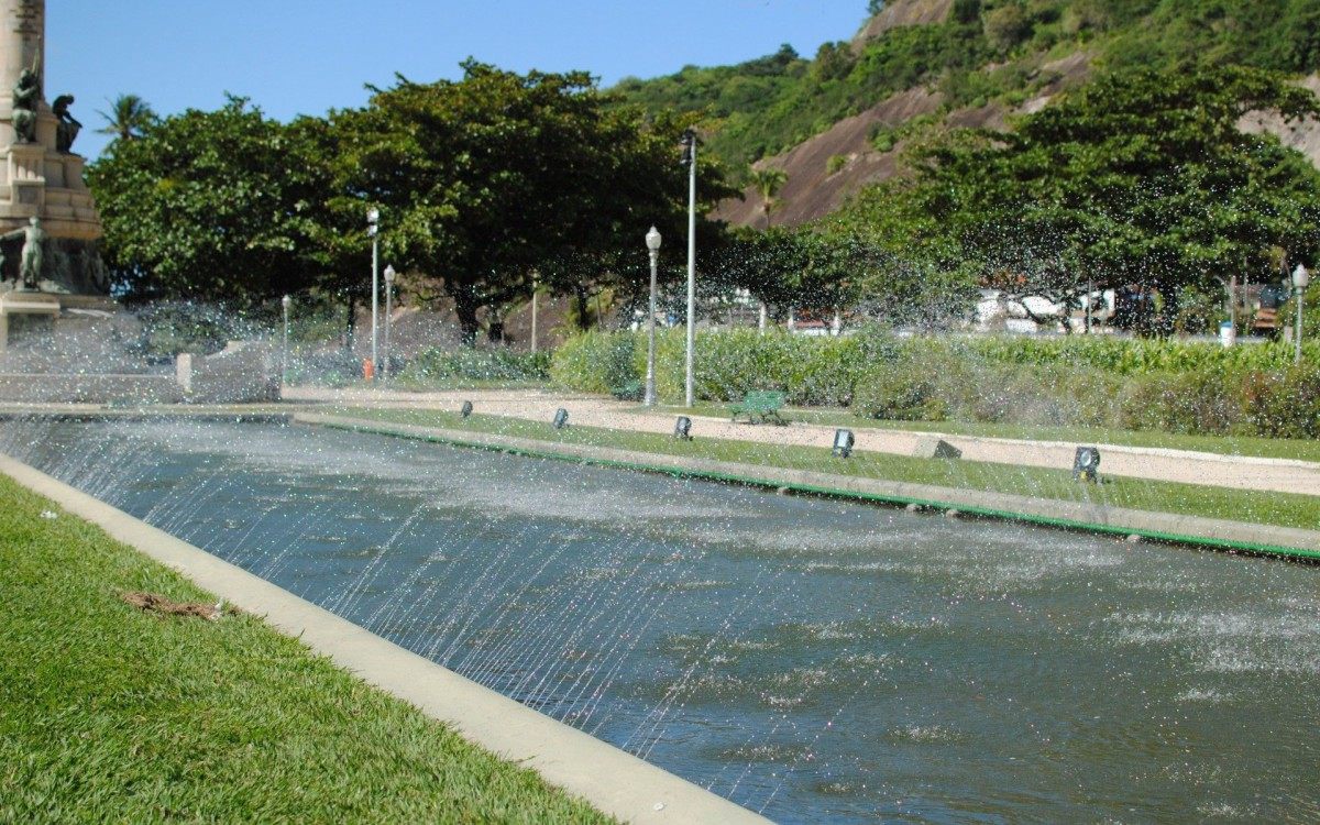 Prefeitura do Rio reinaugura chafariz da Urca