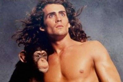 Ator que fez Tarzan na TV morre em acidente aéreo