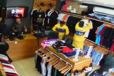 Homens disfarçados de funcionários da Prefeitura do Rio assaltam loja na Zona Oeste