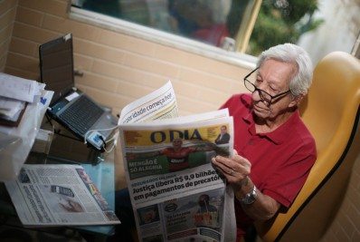 Difícil tirar máscaras das crianças