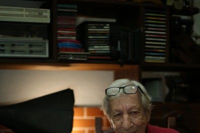 Feijão verde, a rainha, o gramofone e o 'bombardeio' das maritacas