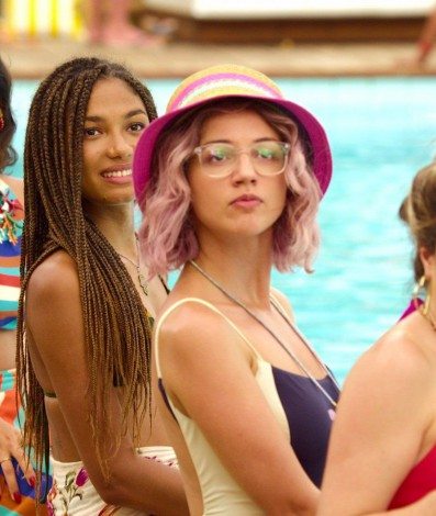 Nina (Giovana Cordeiro), Mayra (Bruna Inocencio), Vivi (Samya Pascotto) e Michelle (Gkay) - Divulgação / Netflix