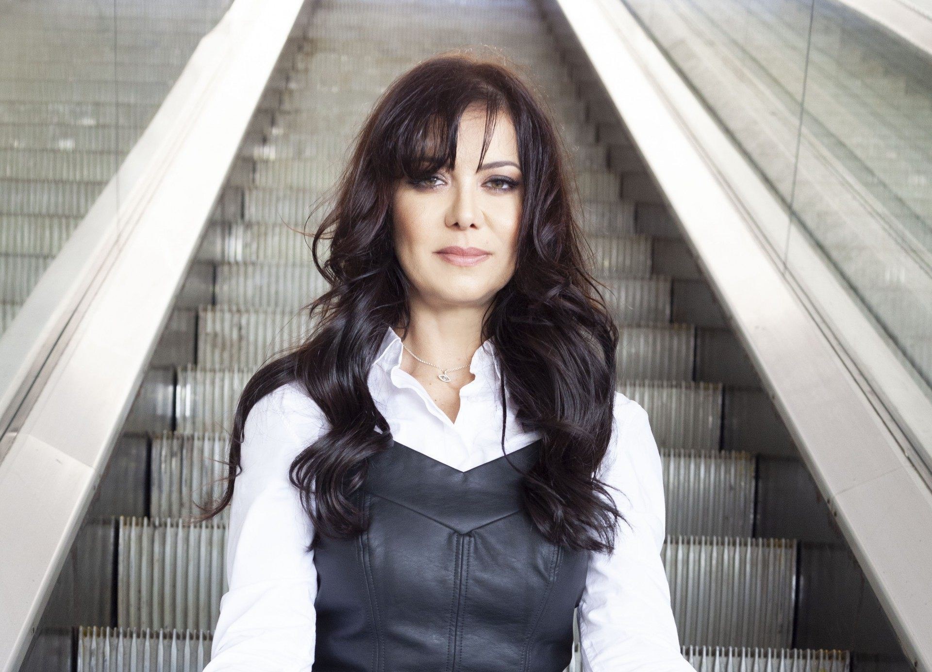 Juiz obriga suposto pai da atriz Simone Soares a fazer teste de DNA