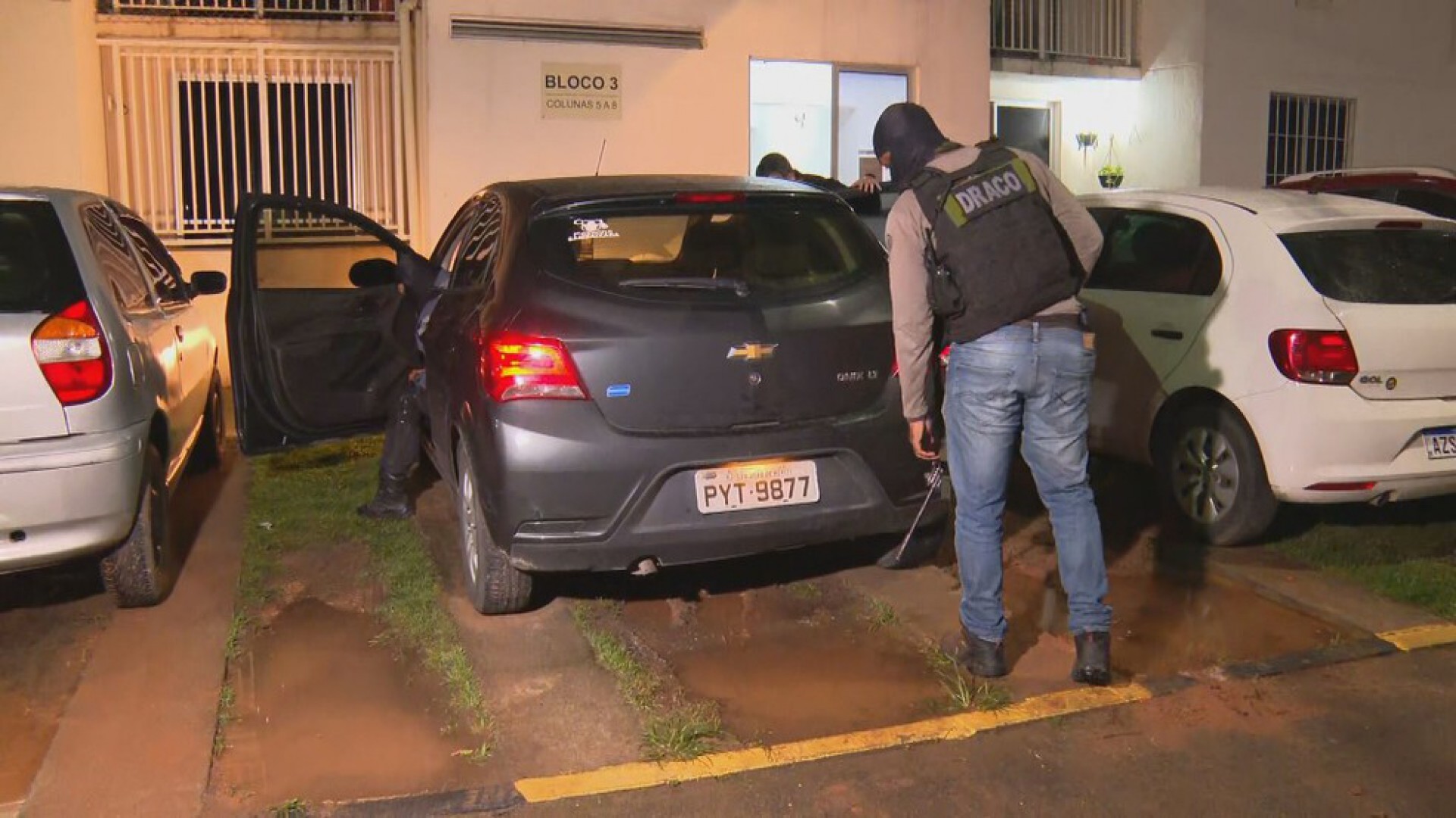 Operação cumpre mandados de prisão e busca e apreensão contra a milícia de Mesquita - Reprodução TV Globo