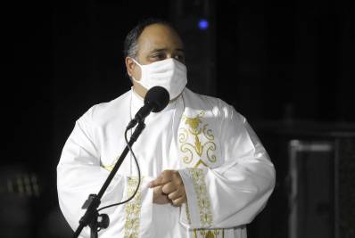 Arquidiocese do Rio vai entrar com representação criminal após padre Omar ser barrado no acesso ao Cristo