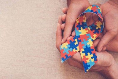 Autistas: direito a vagas para pessoas com deficiência em estacionamentos de Niterói 