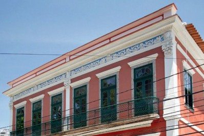 Museu Janete Costa de Arte Popular lembra a vida antes da pandemia, nas redes