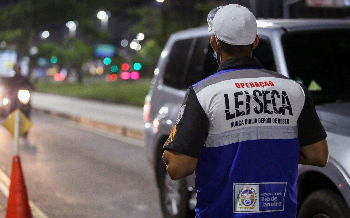 Operação Lei Seca retira mais de mil motoristas embriagados das ruas - Divulgação / Magno Segllia