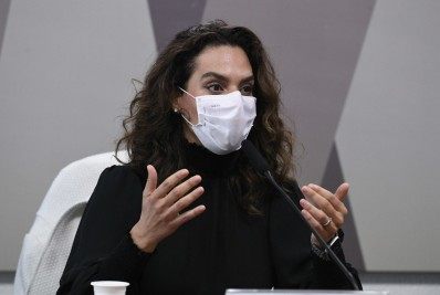 CPI da Covid: 'Reconheço falta de informação de meus colegas', afirma Luana sobre tratamento precoce